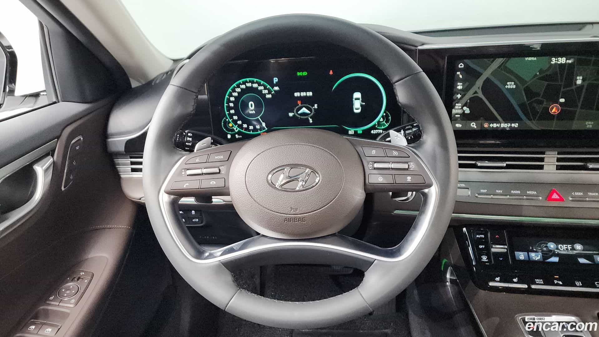 Grandeur Hyundai 2021.3-OPTION-017