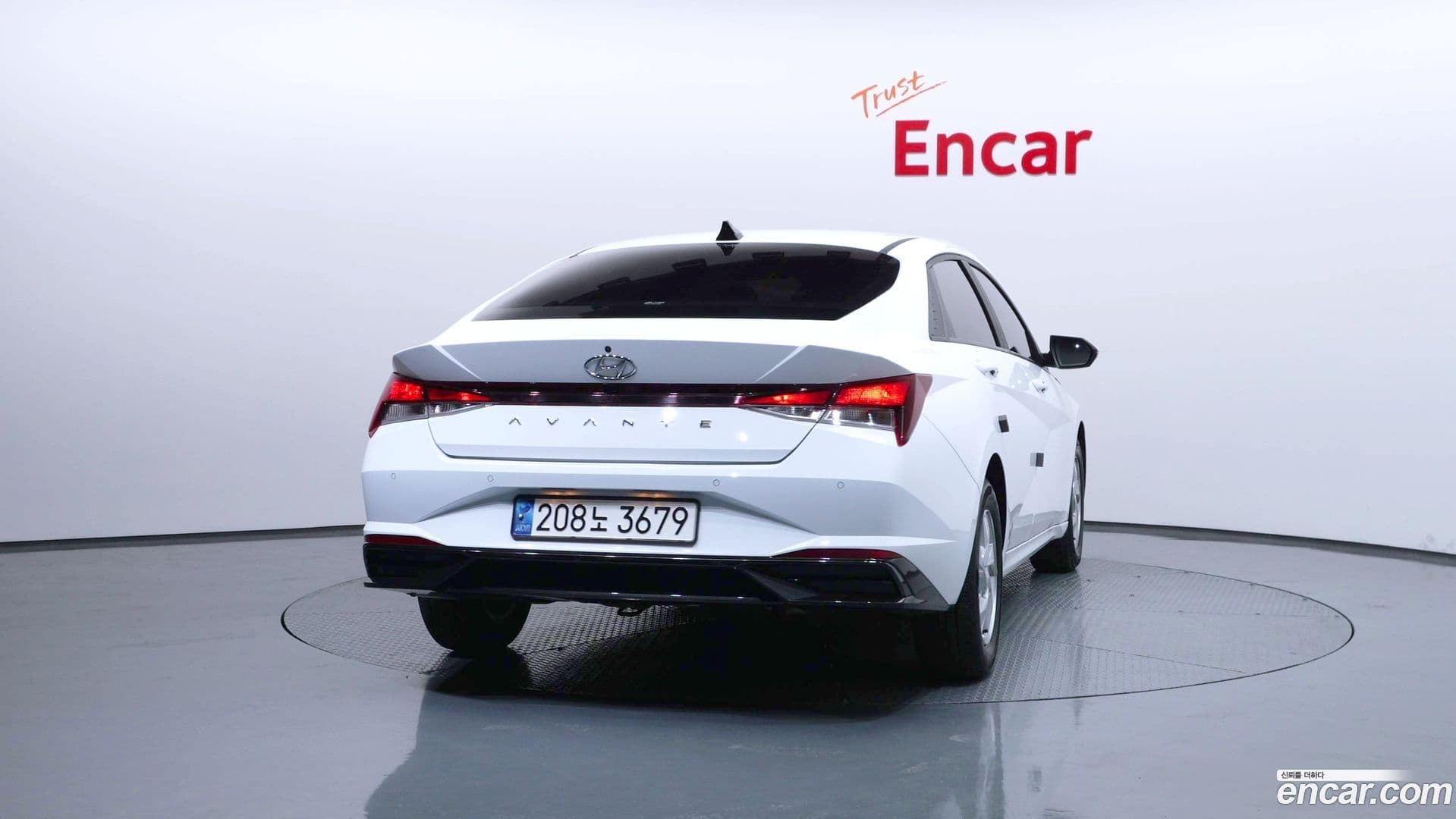 Main__Slider__Photo:AVANTE Hyundai 2021.6-3