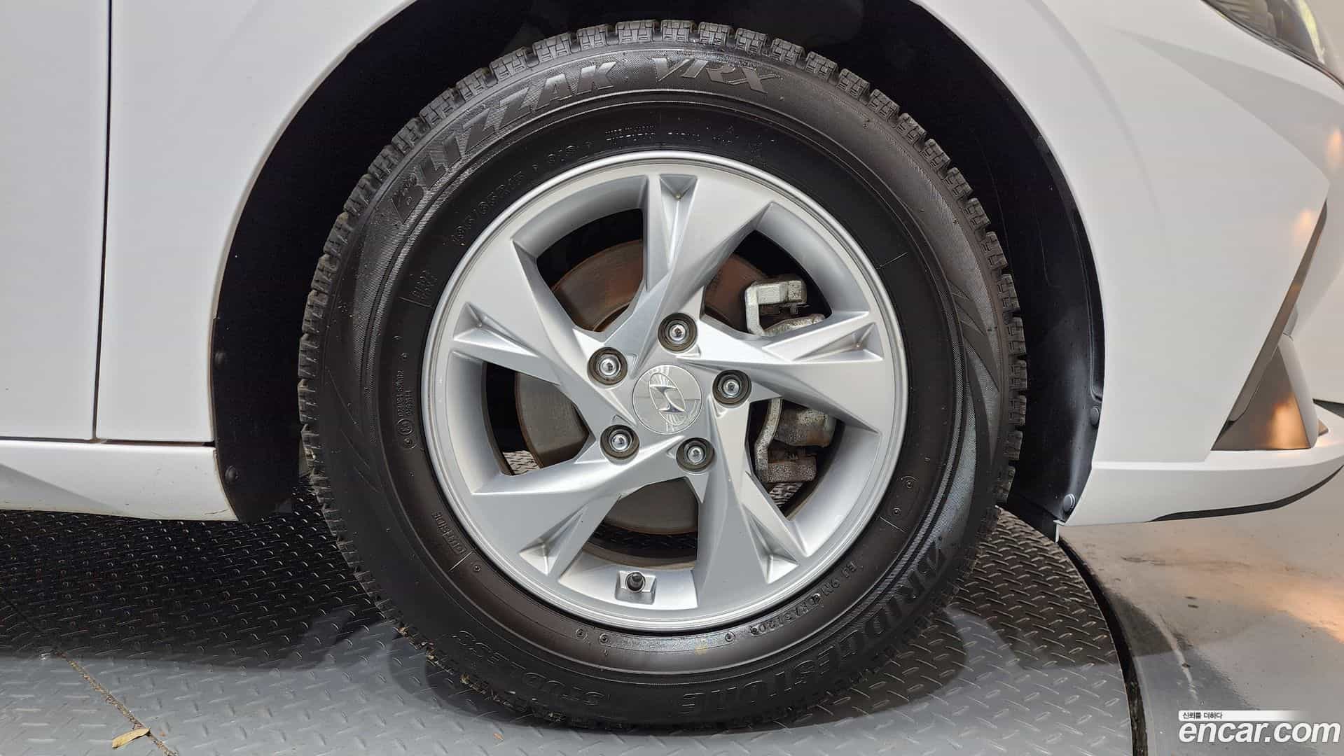 AVANTE Hyundai 2021.6-OUTER-005