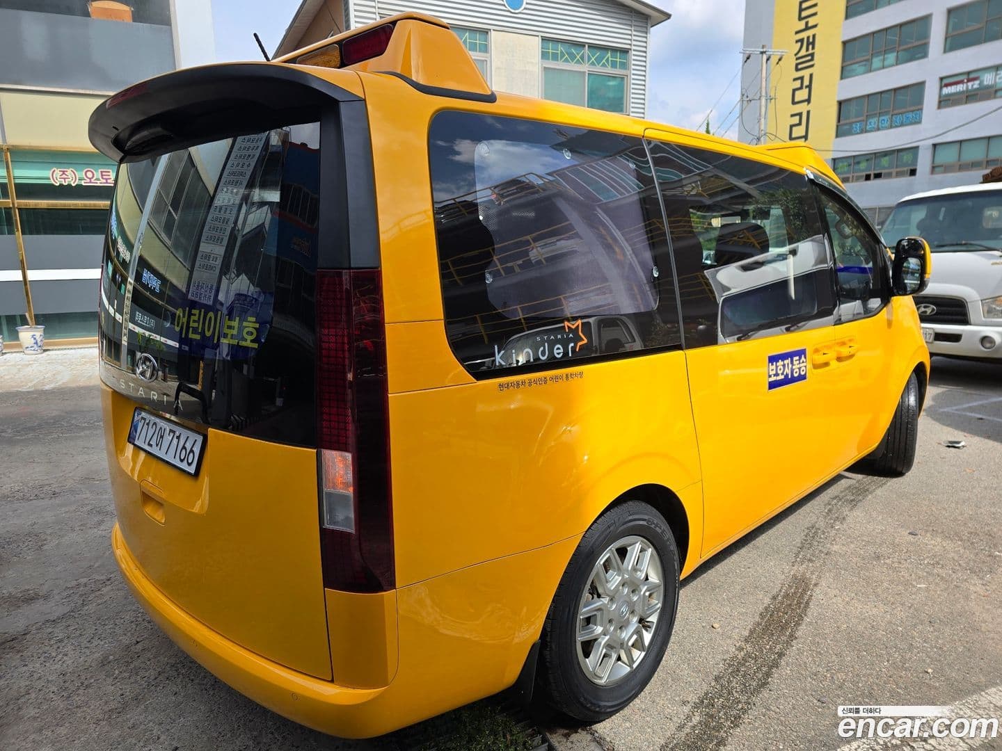 Main__Slider__Photo:Staria Hyundai 2023.9-1