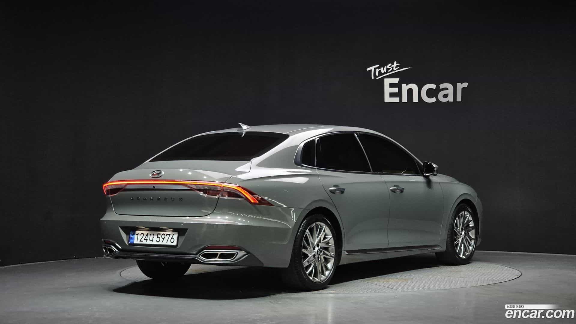 Grandeur Hyundai 2022.6-OUTER-002