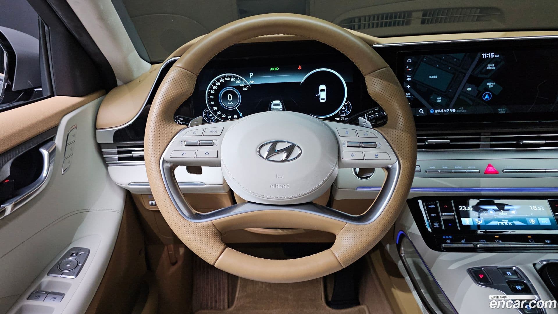 Main__Slider__Photo:Grandeur Hyundai 2022.6-12