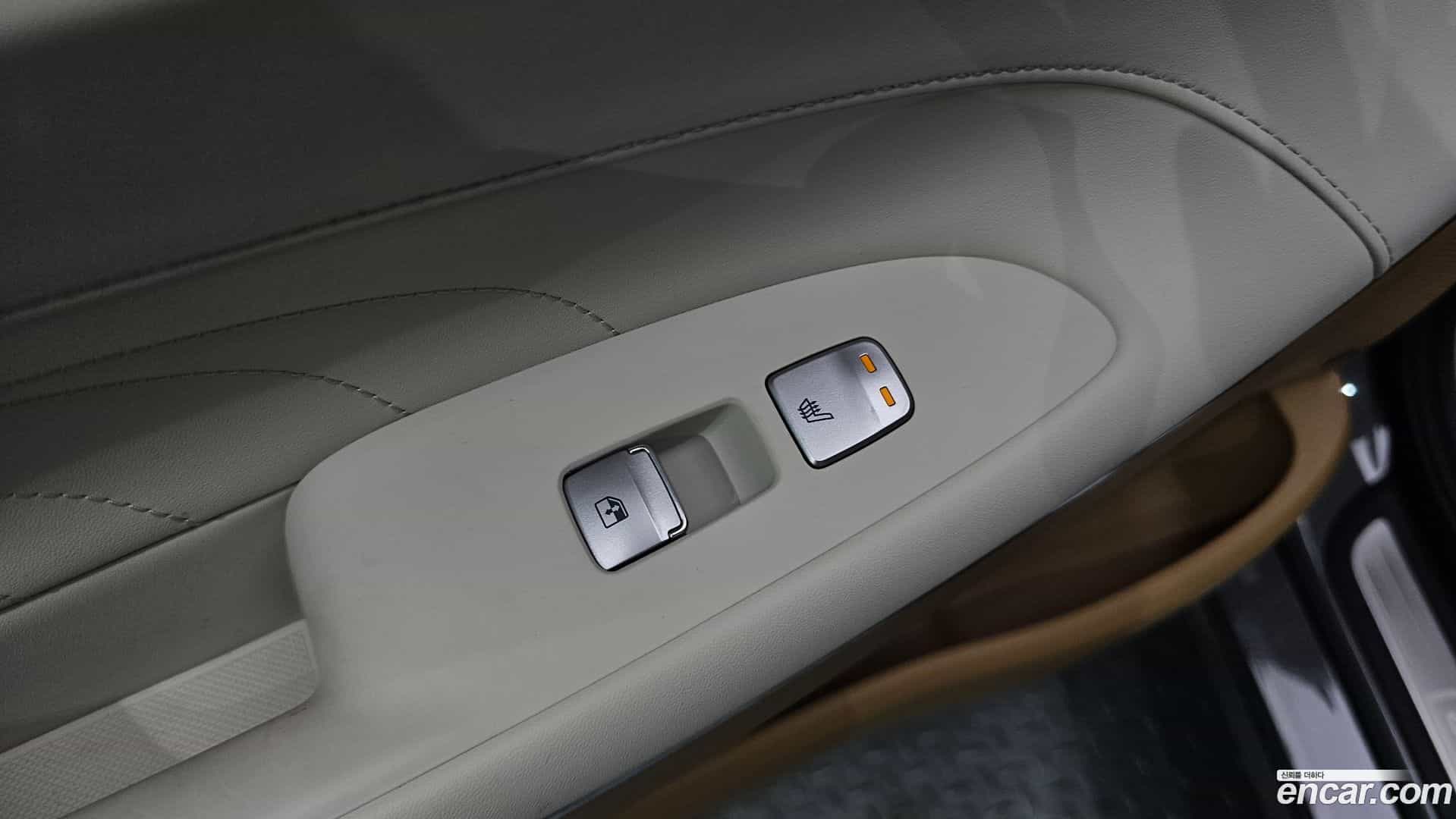 Grandeur Hyundai 2022.6-OPTION-023