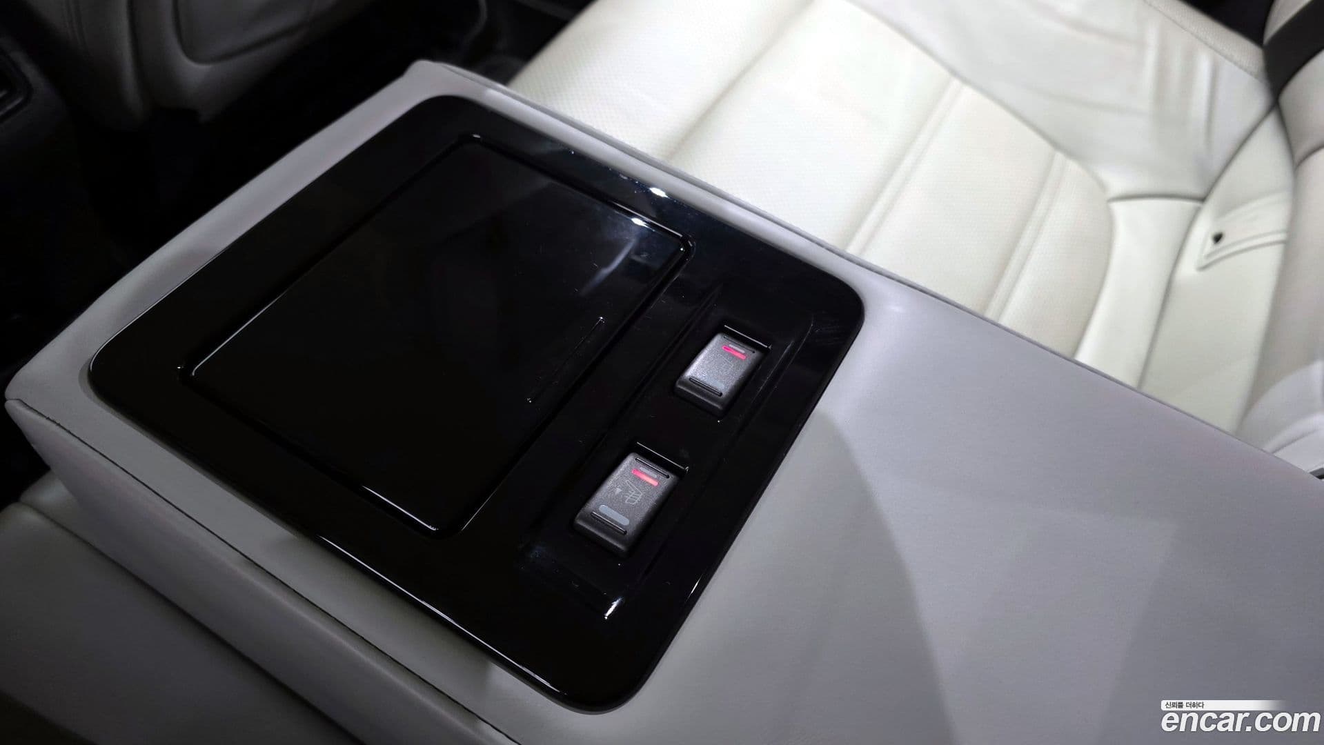 Main__Slider__Photo:SM6 Renault-KoreaSamsung 2016.9-18