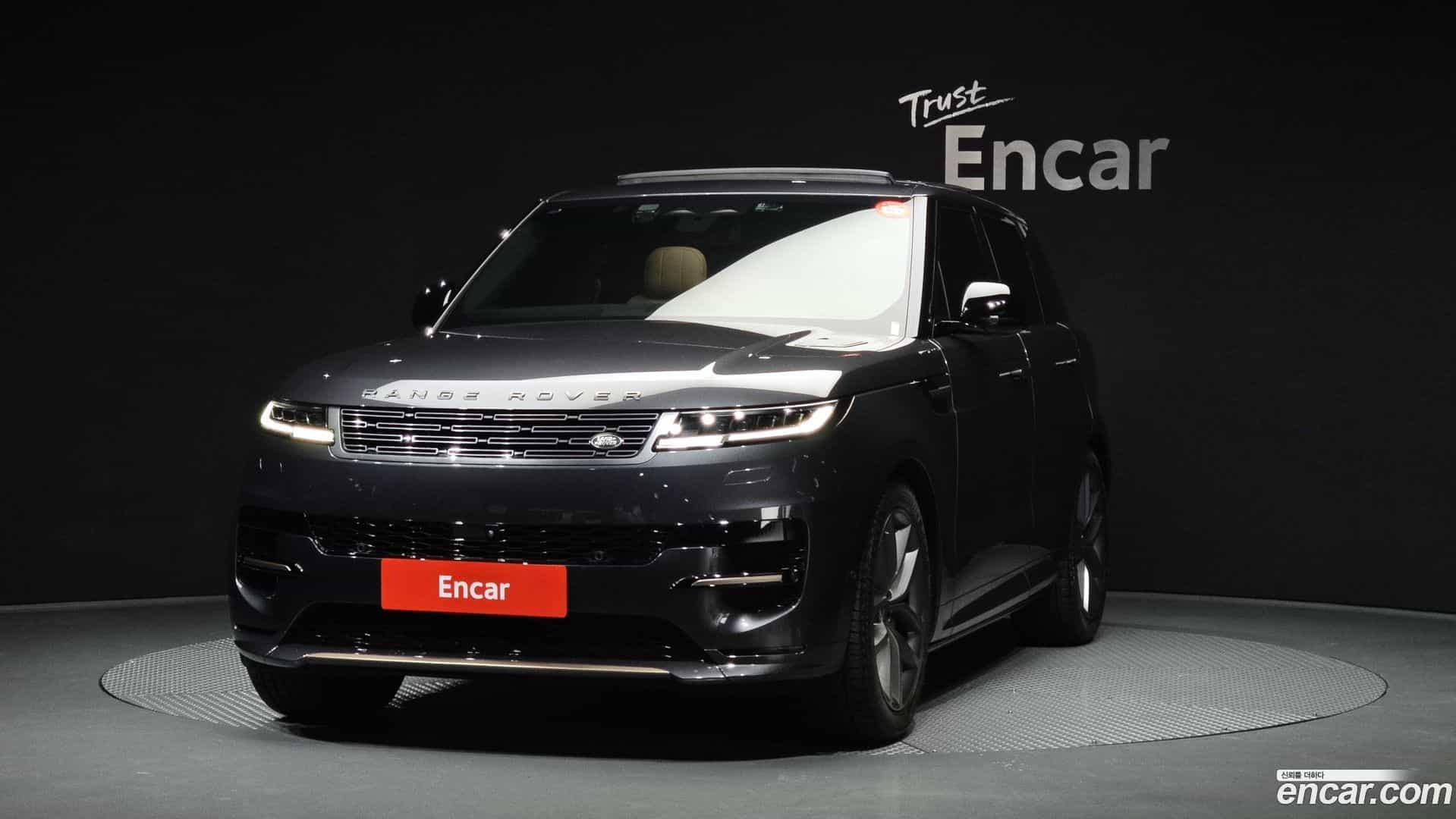 Range Rover Sport Land Rover 2025.3-OUTER-001