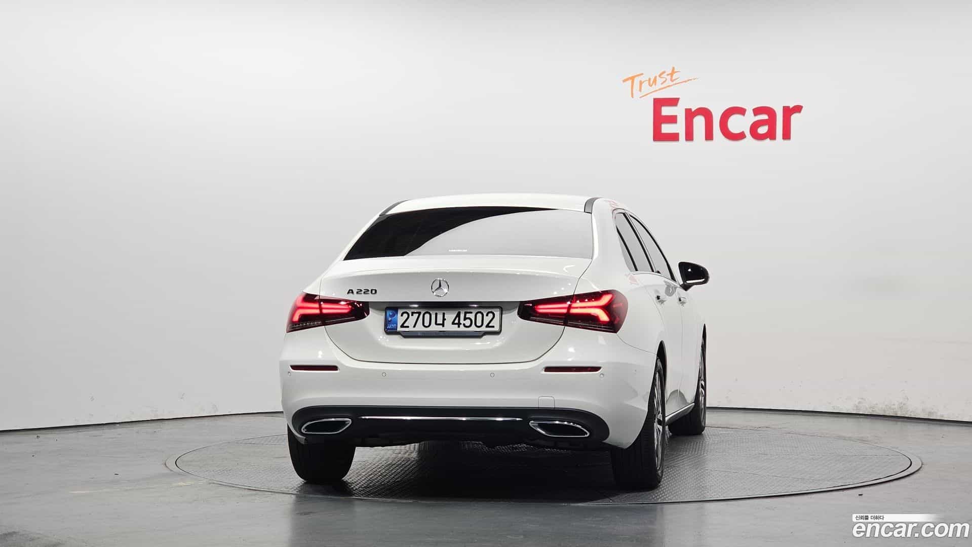 A-Class Mercedes-Benz 2021.0-OUTER-004