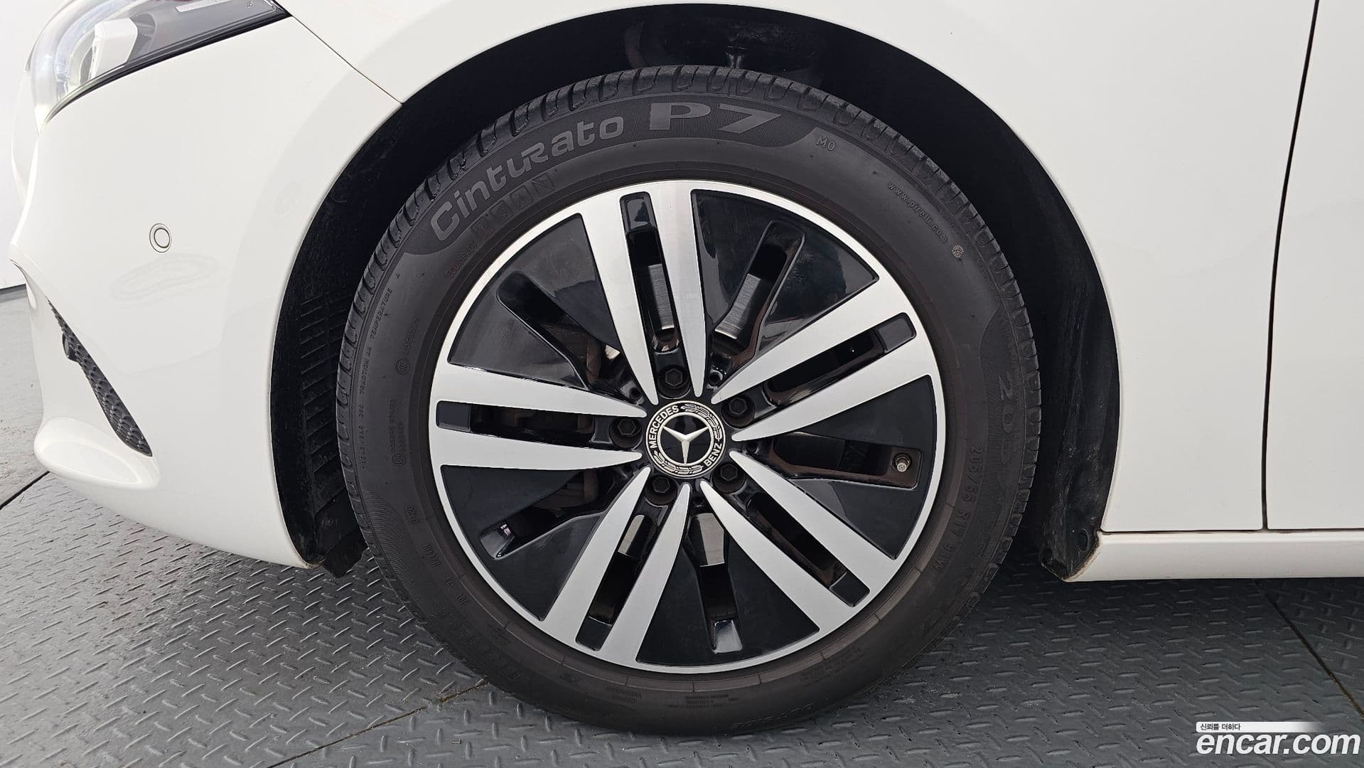 Main__Slider__Photo:A-Class Mercedes-Benz 2021.0-4