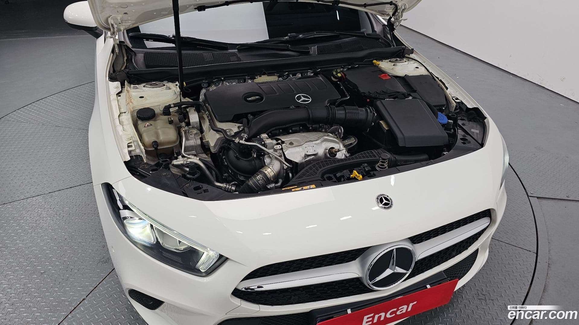 Main__Slider__Photo:A-Class Mercedes-Benz 2021.0-5