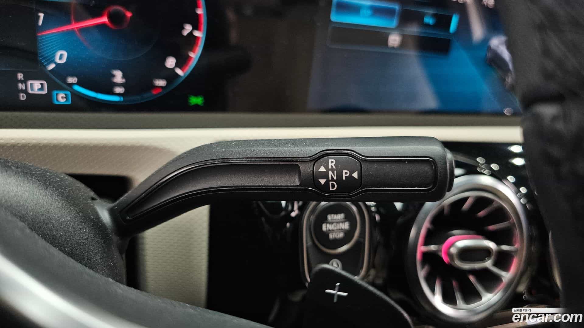 A-Class Mercedes-Benz 2021.0-INNER-009