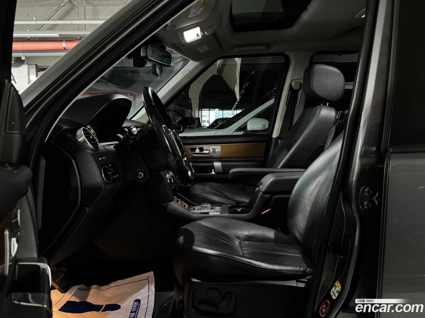 Discovery Land Rover 2016.11-INNER-010