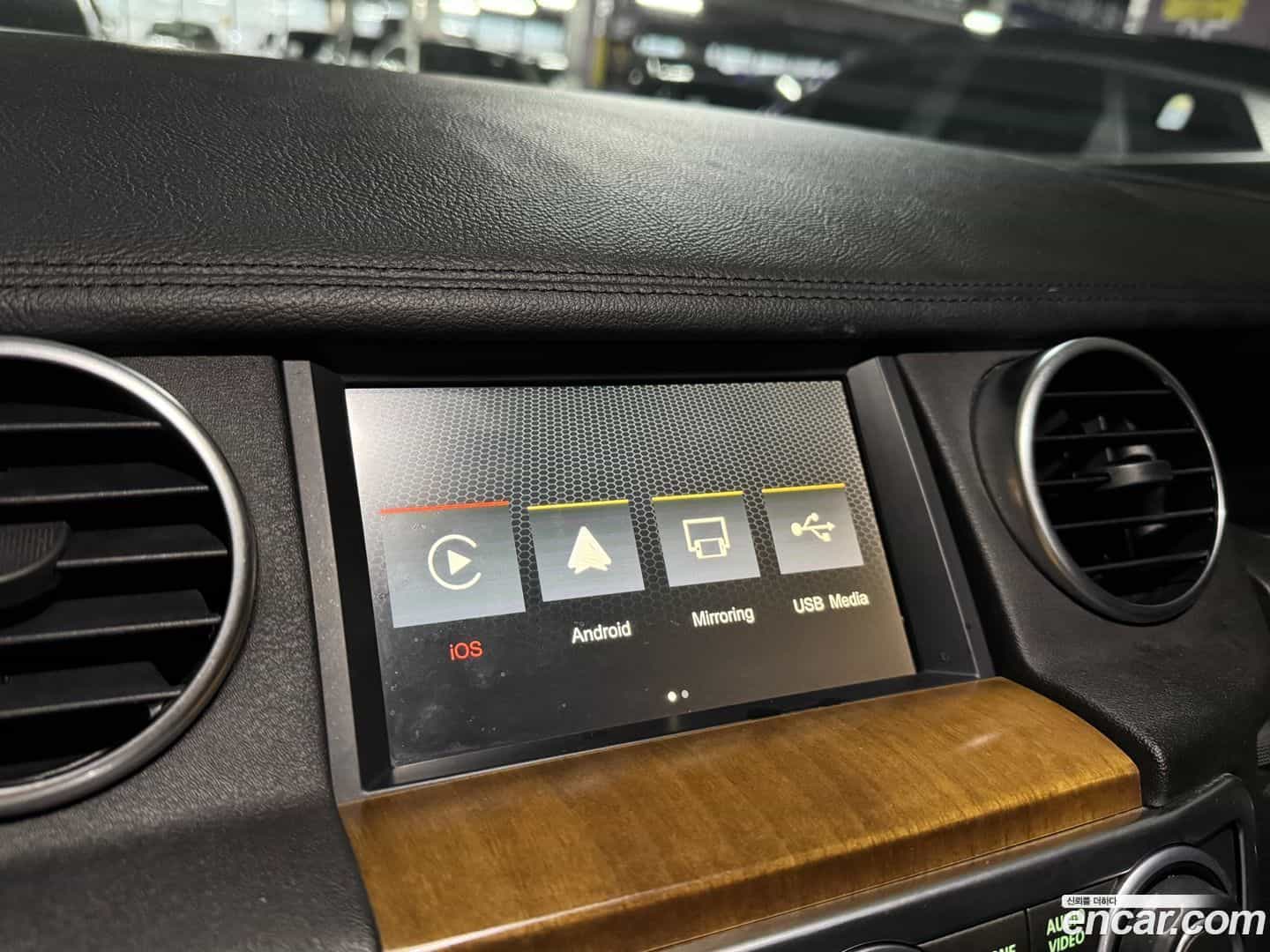 Discovery Land Rover 2016.11-OPTION-018