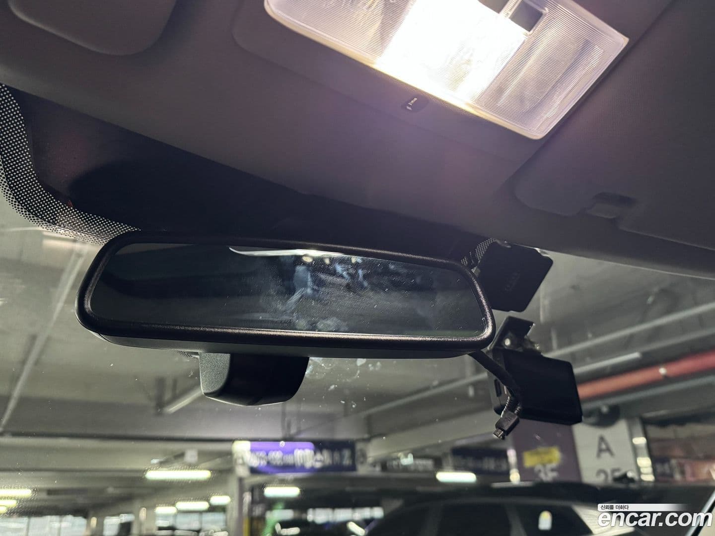 Main__Slider__Photo:Discovery Land Rover 2016.11-17