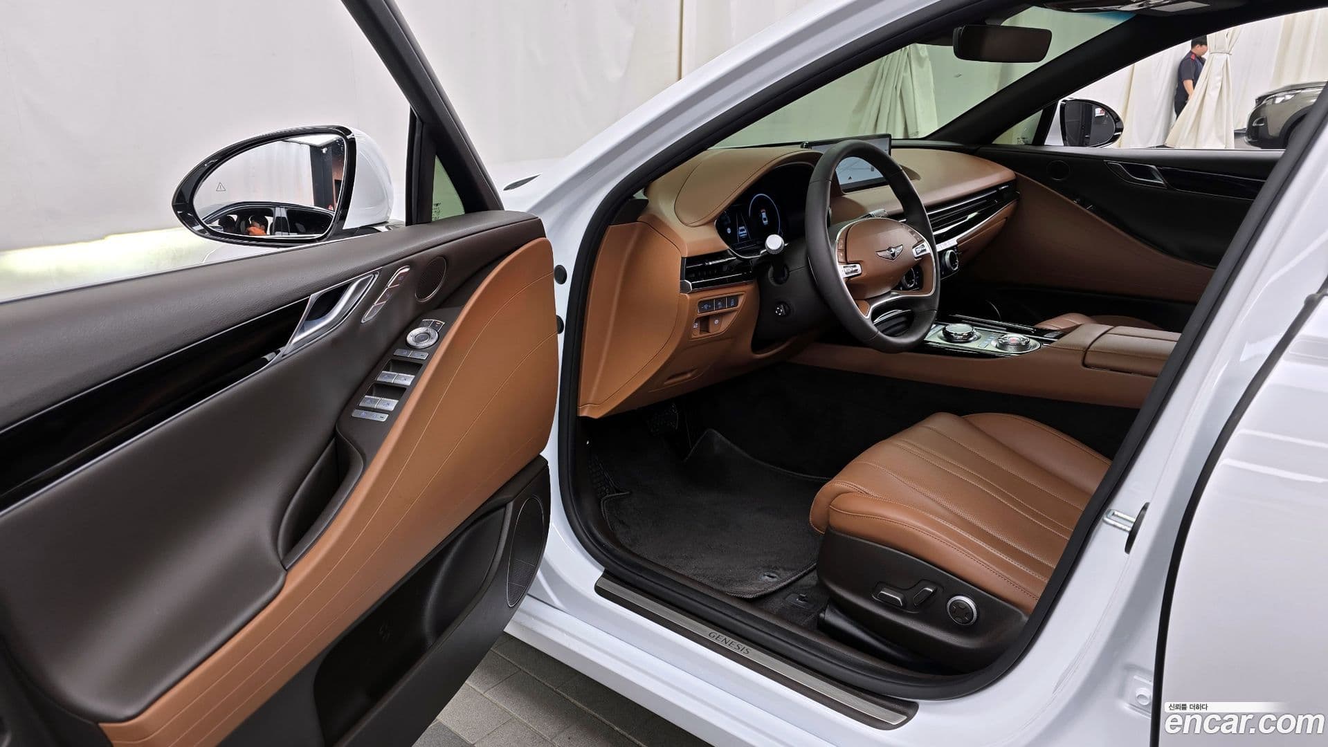 Main__Slider__Photo:G80 Genesis 2023.10-9