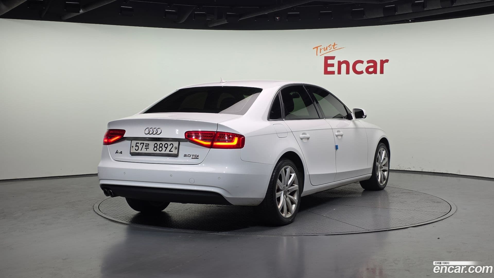 Main__Slider__Photo:A4 Audi 2014.5-1