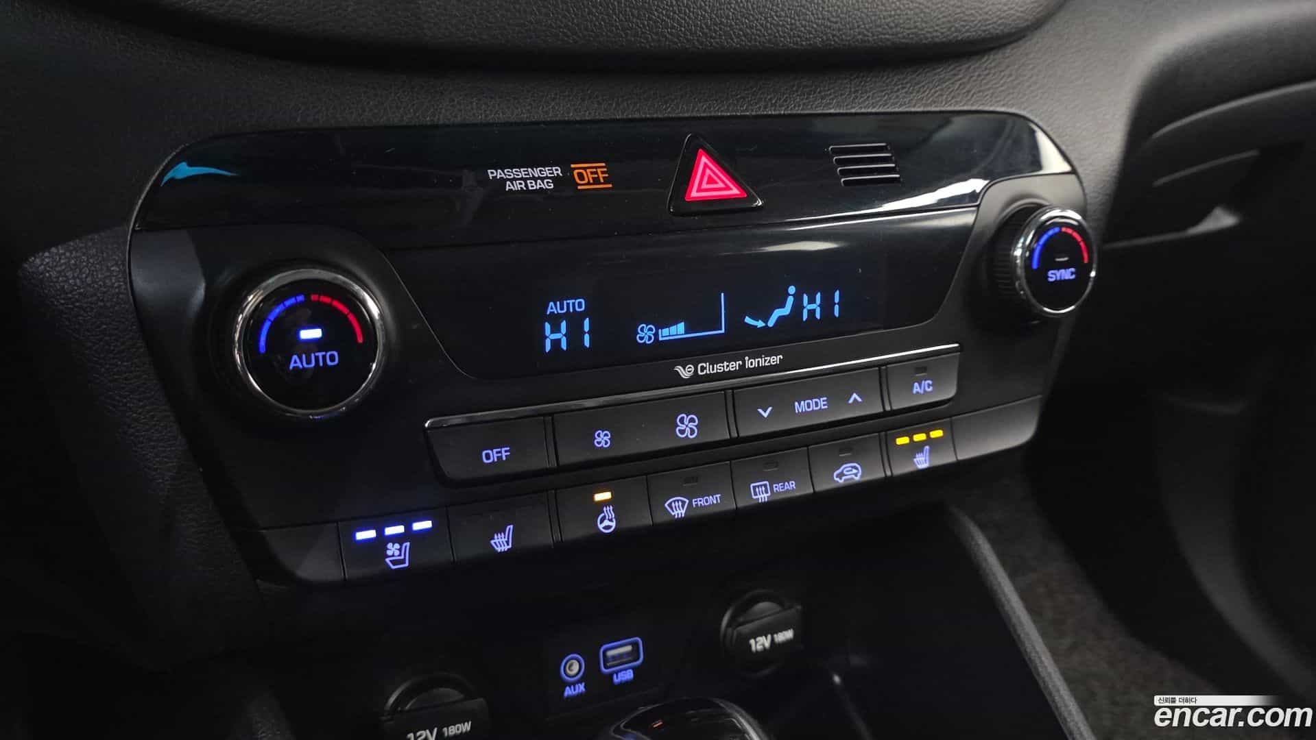 Tucson Hyundai 2017.8-OPTION-019