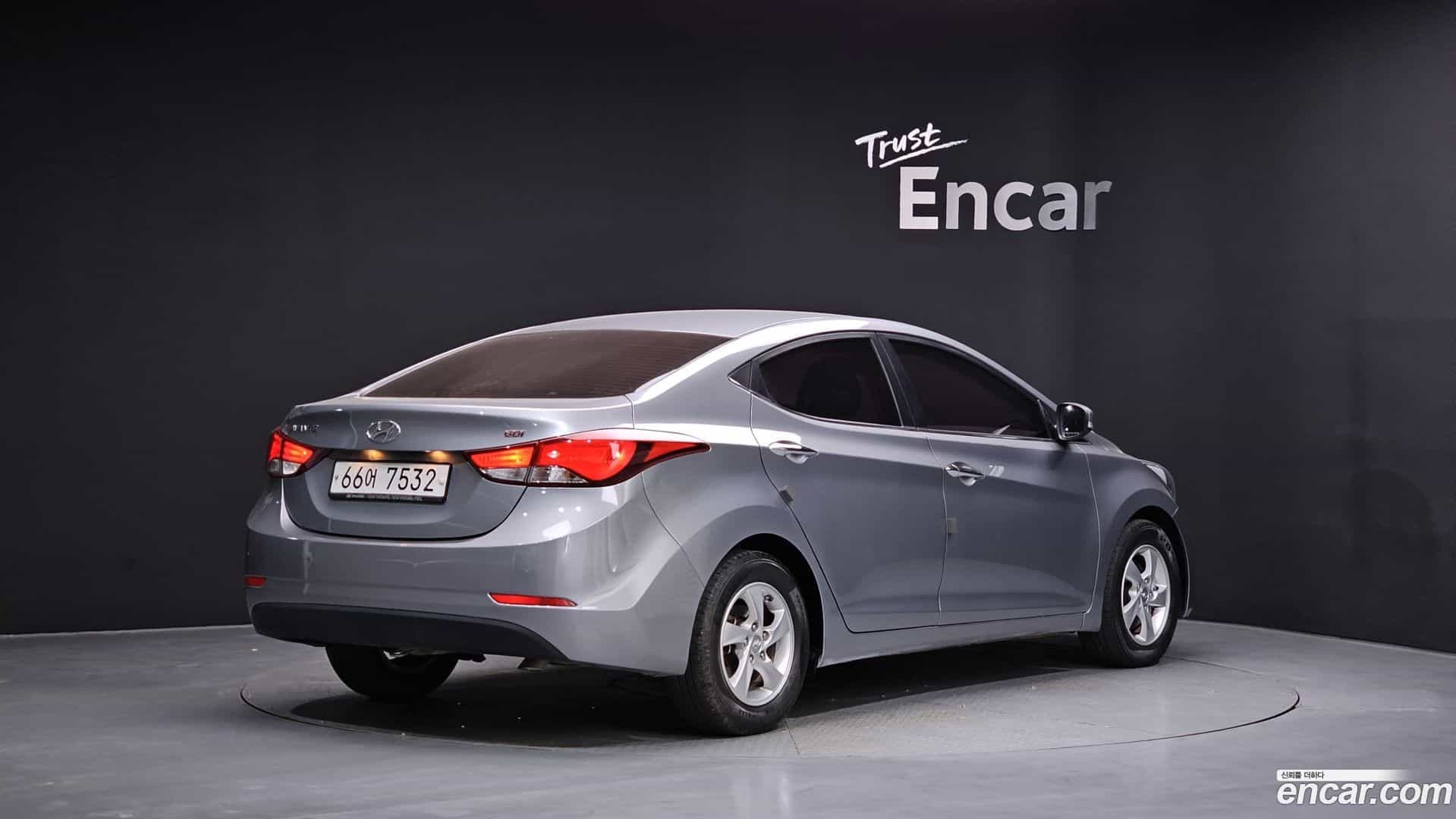 AVANTE Hyundai 2015.3-OUTER-002