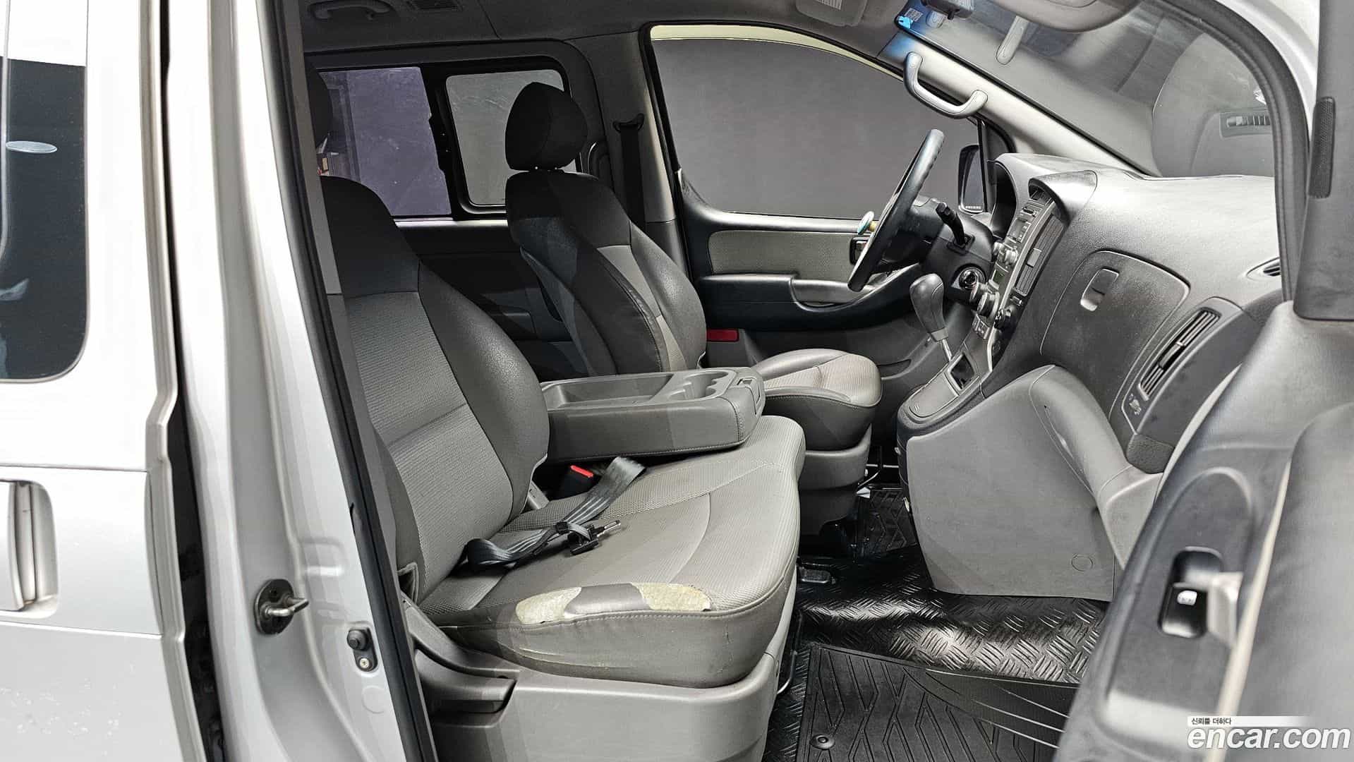 Starex Hyundai 2008.5-INNER-010