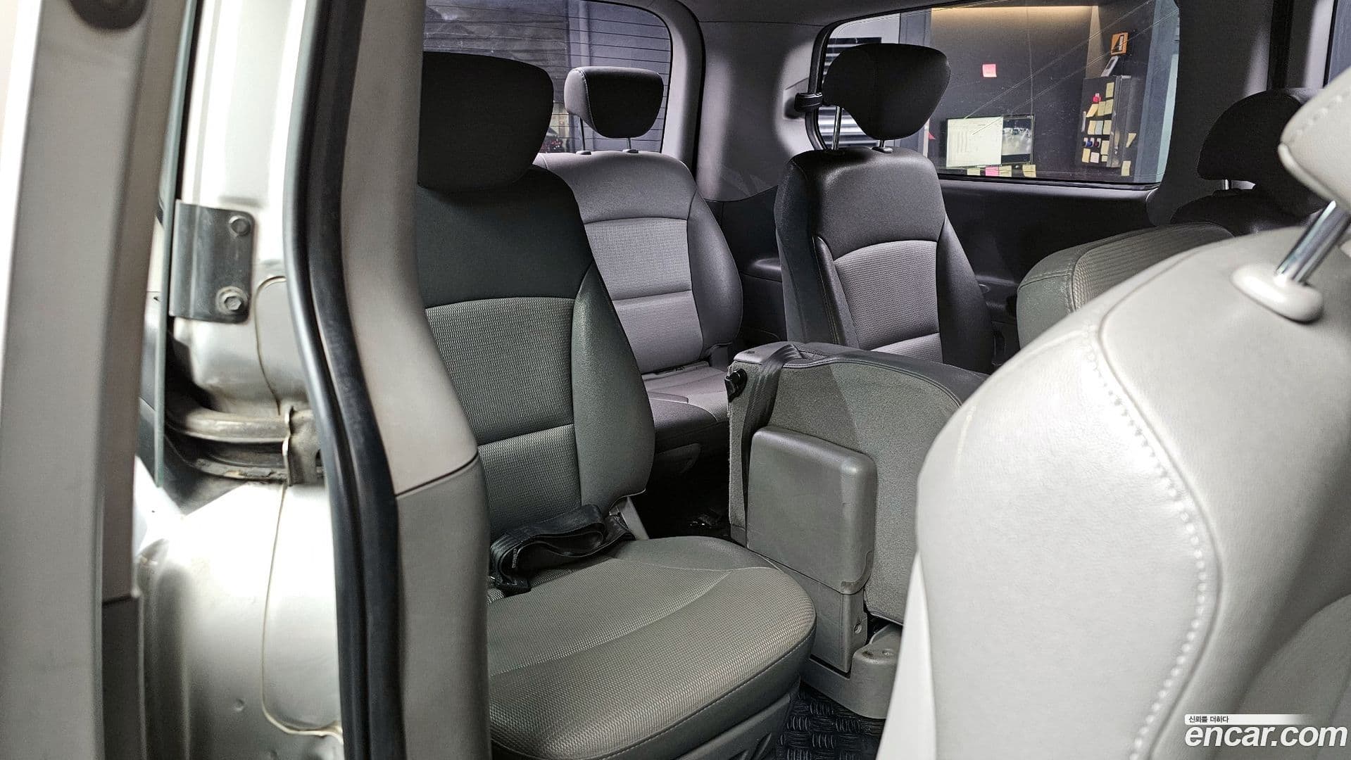 Main__Slider__Photo:Starex Hyundai 2008.5-12