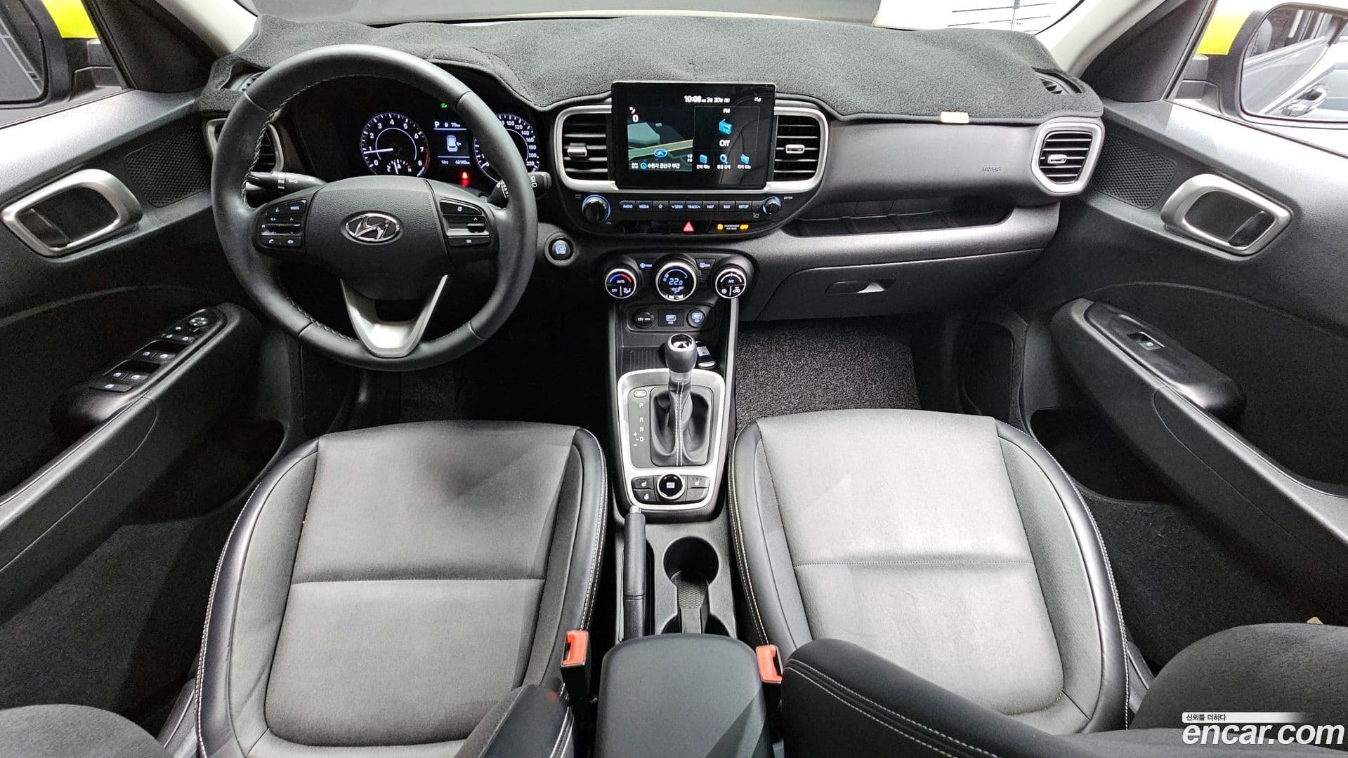 Main__Slider__Photo:Venue Hyundai 2020.3-6