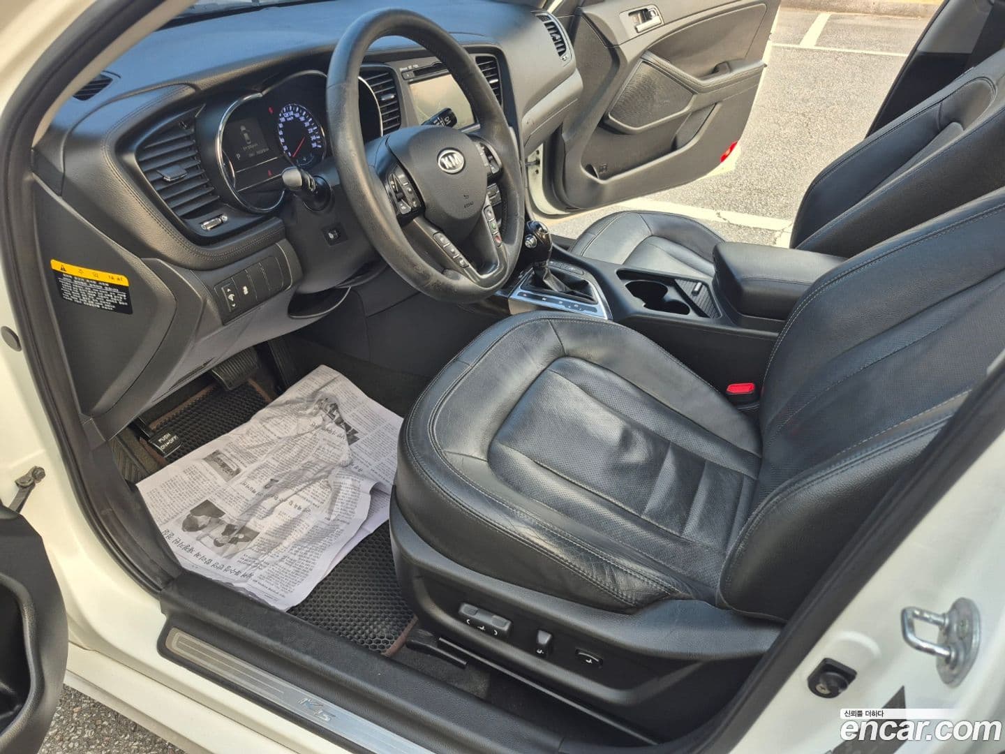 Main__Slider__Photo:K5 Kia 2012.0-12