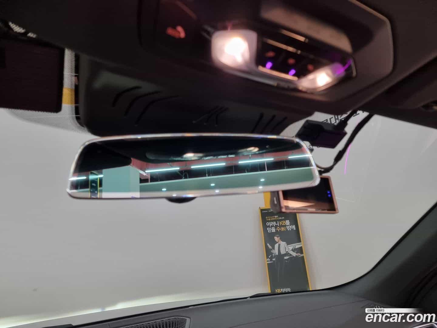 4-Series BMW 2022.4-INNER-010