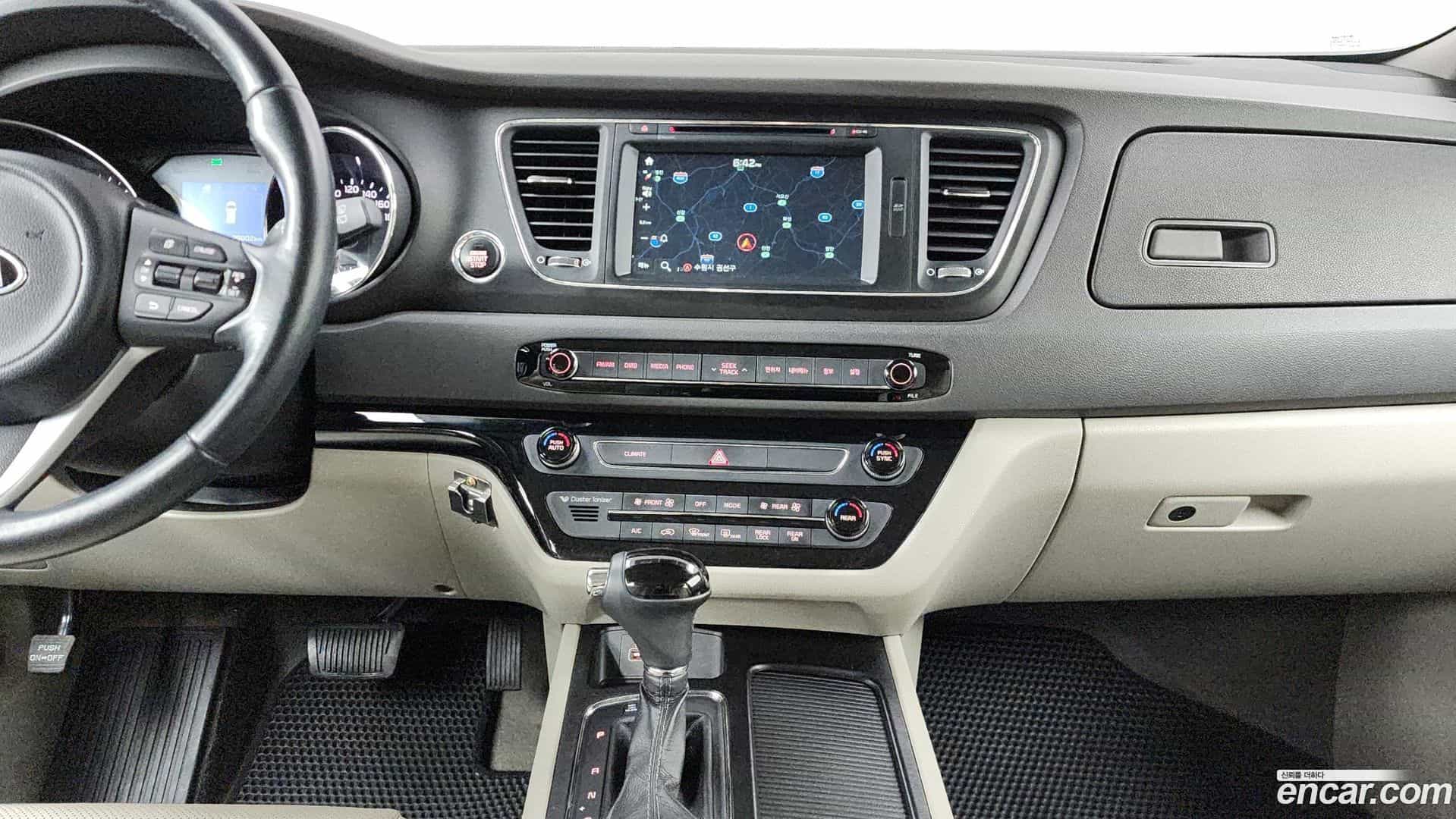 Canival Kia 2015.6-OPTION-018