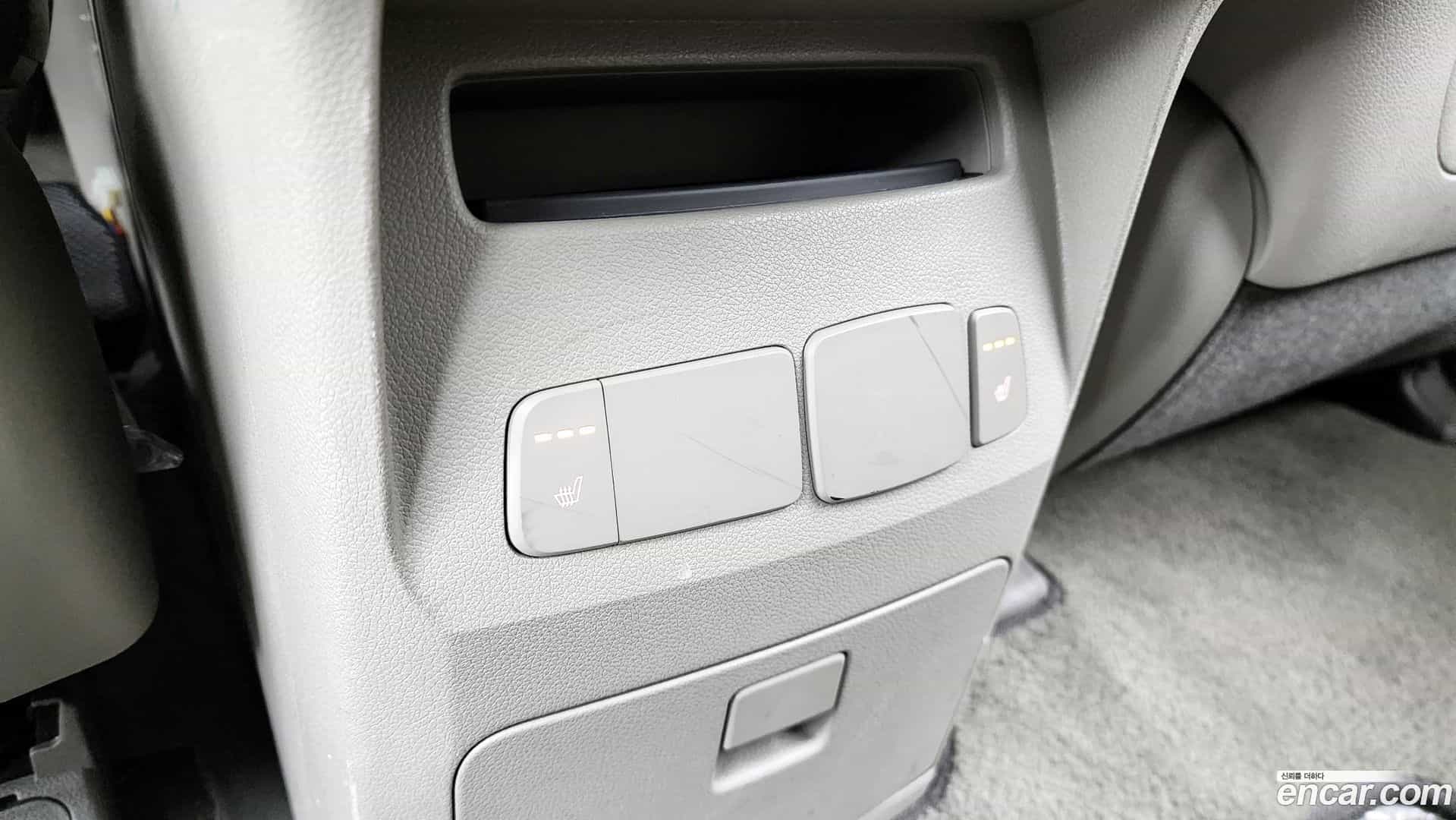 Canival Kia 2015.6-OPTION-023