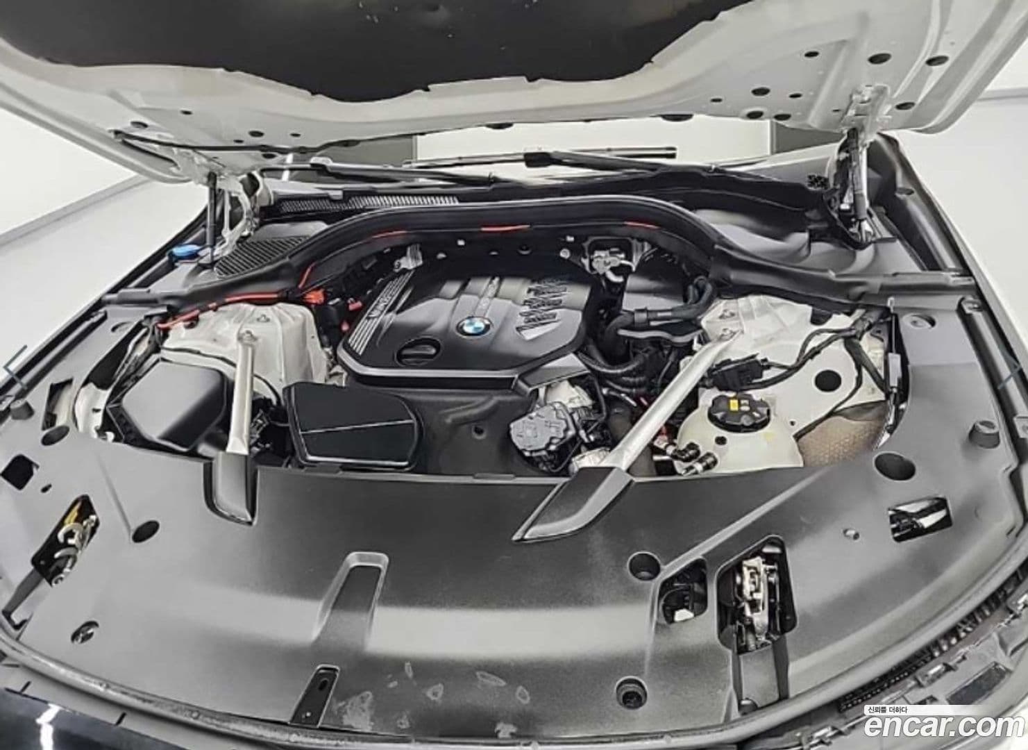 Main__Slider__Photo:Gran Turismo BMW 2021.6-4