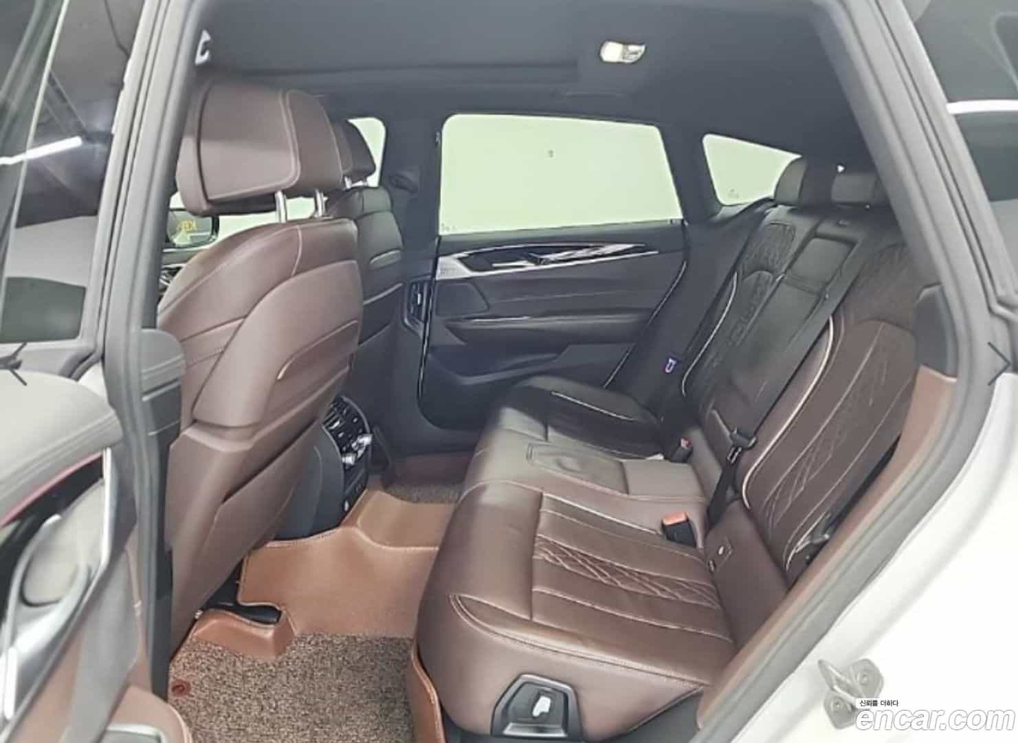 Gran Turismo BMW 2021.6-OPTION-016