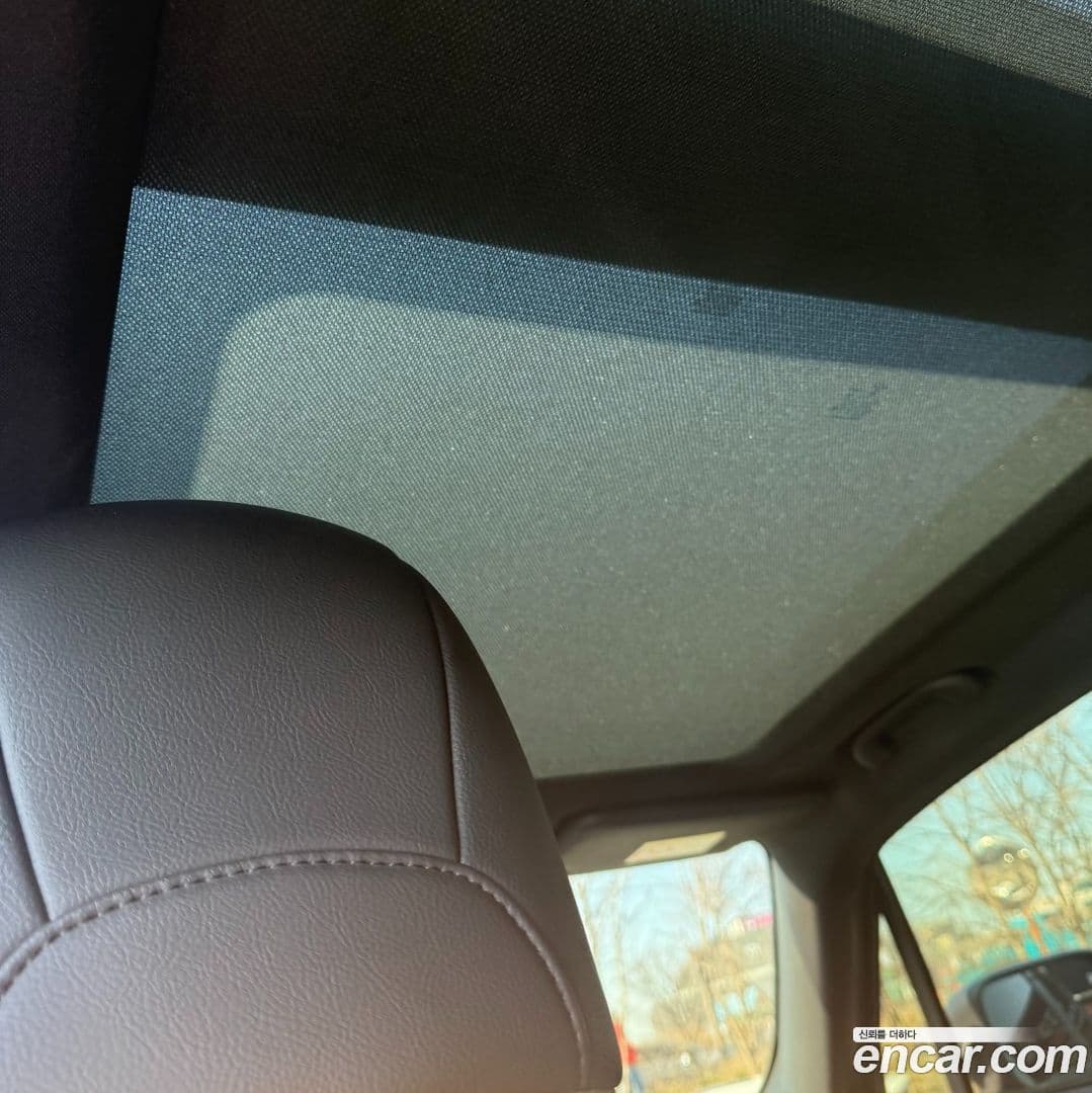 Main__Slider__Photo:Renegade Jeep 2021.6-7