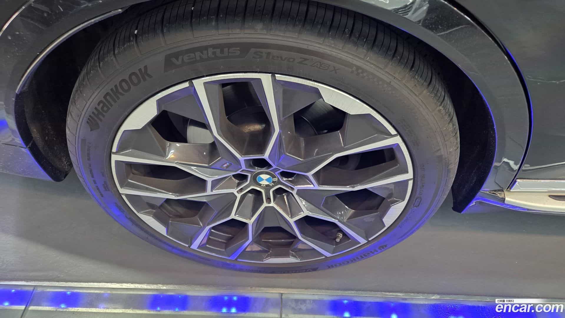 X7 BMW 2023.7-INNER-008