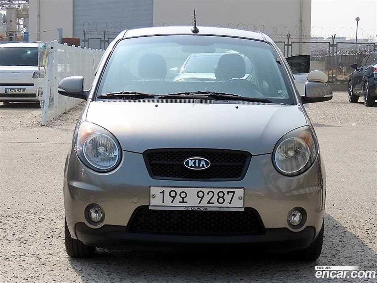 morning Kia 2010.10-OUTER-001