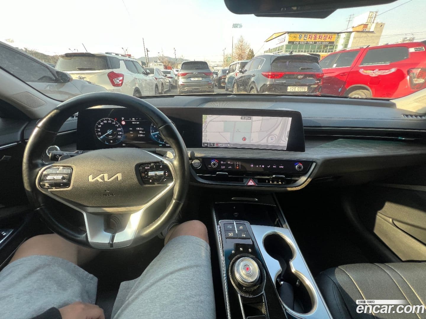 Main__Slider__Photo:K8 Kia 2021.9-7