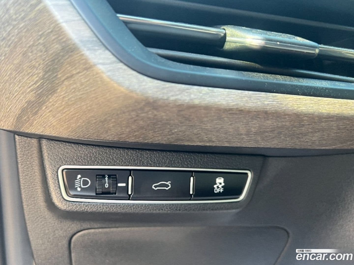 Main__Slider__Photo:K8 Kia 2021.9-15