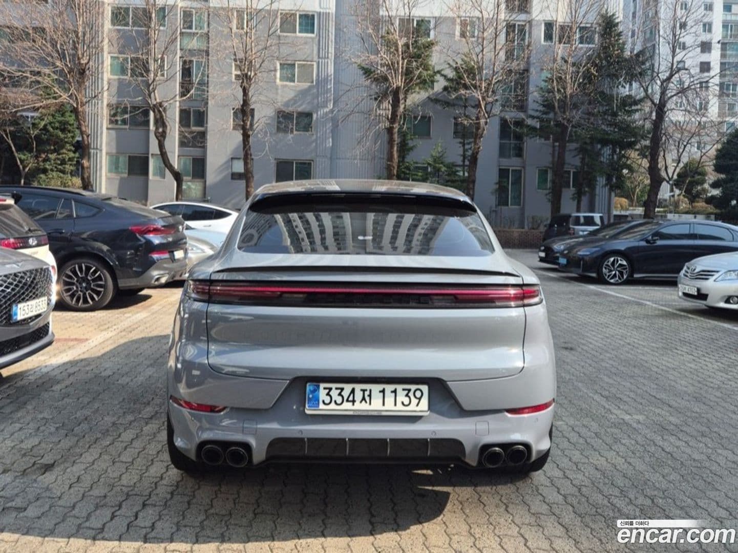 Main__Slider__Photo:Cayenne Porsche 2024.1-3