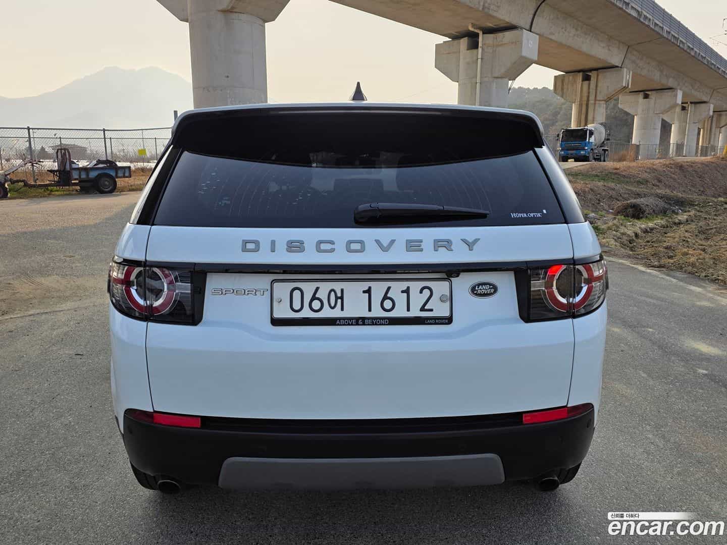 Discovery Sport Land Rover 2017.11-OUTER-004