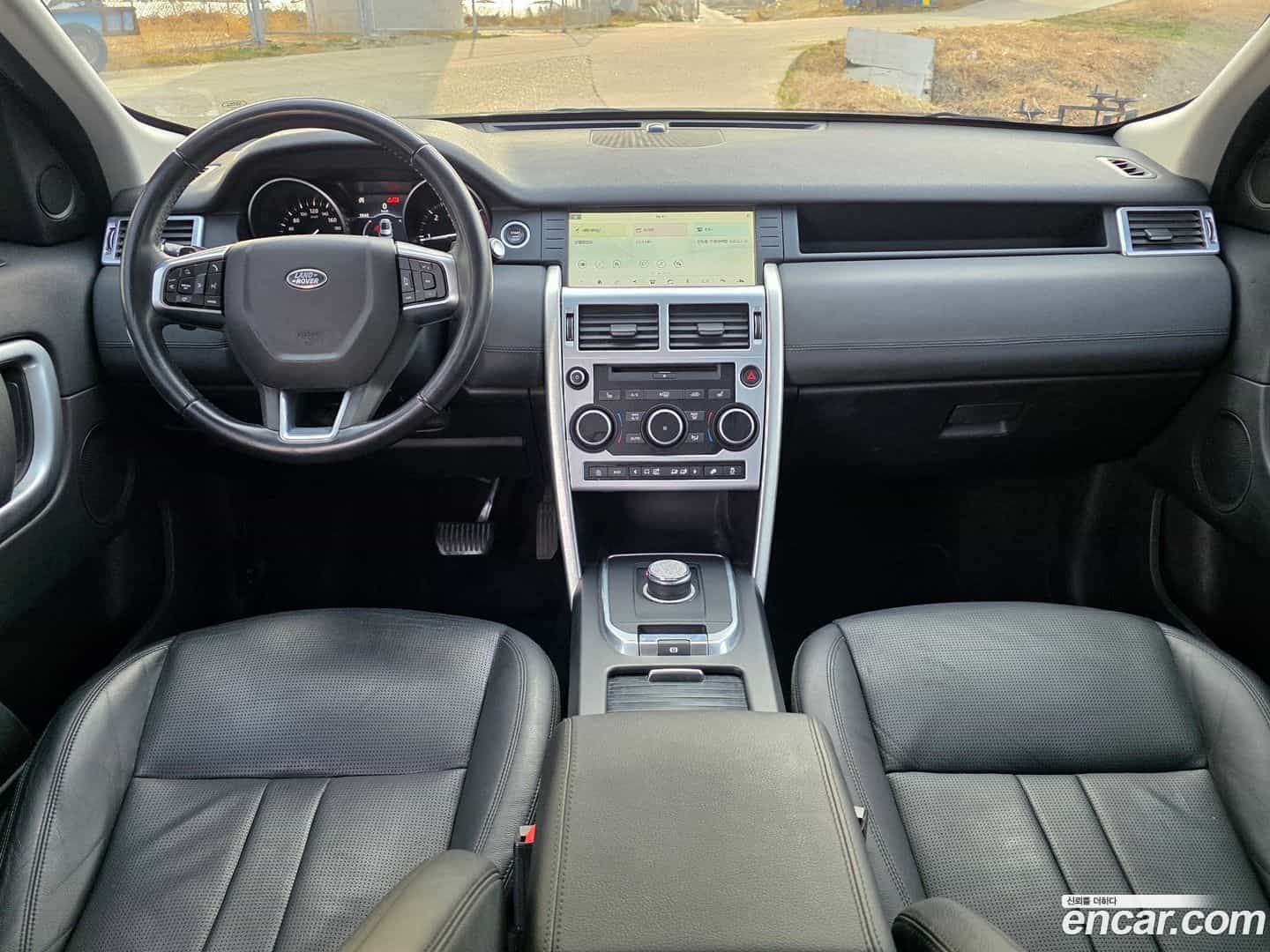 Discovery Sport Land Rover 2017.11-OUTER-006