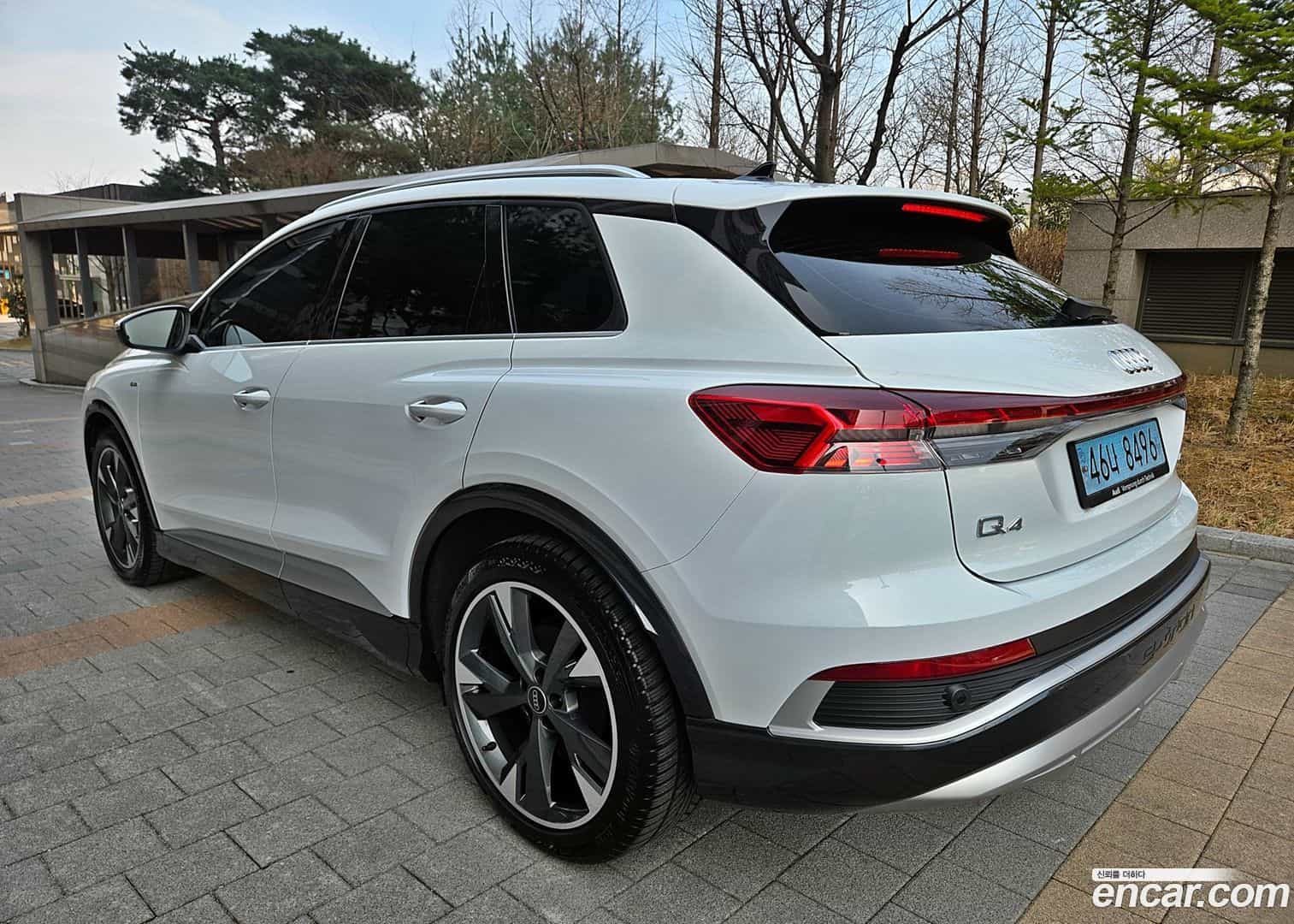 Q4 e-tron Audi 2023.11-OUTER-004