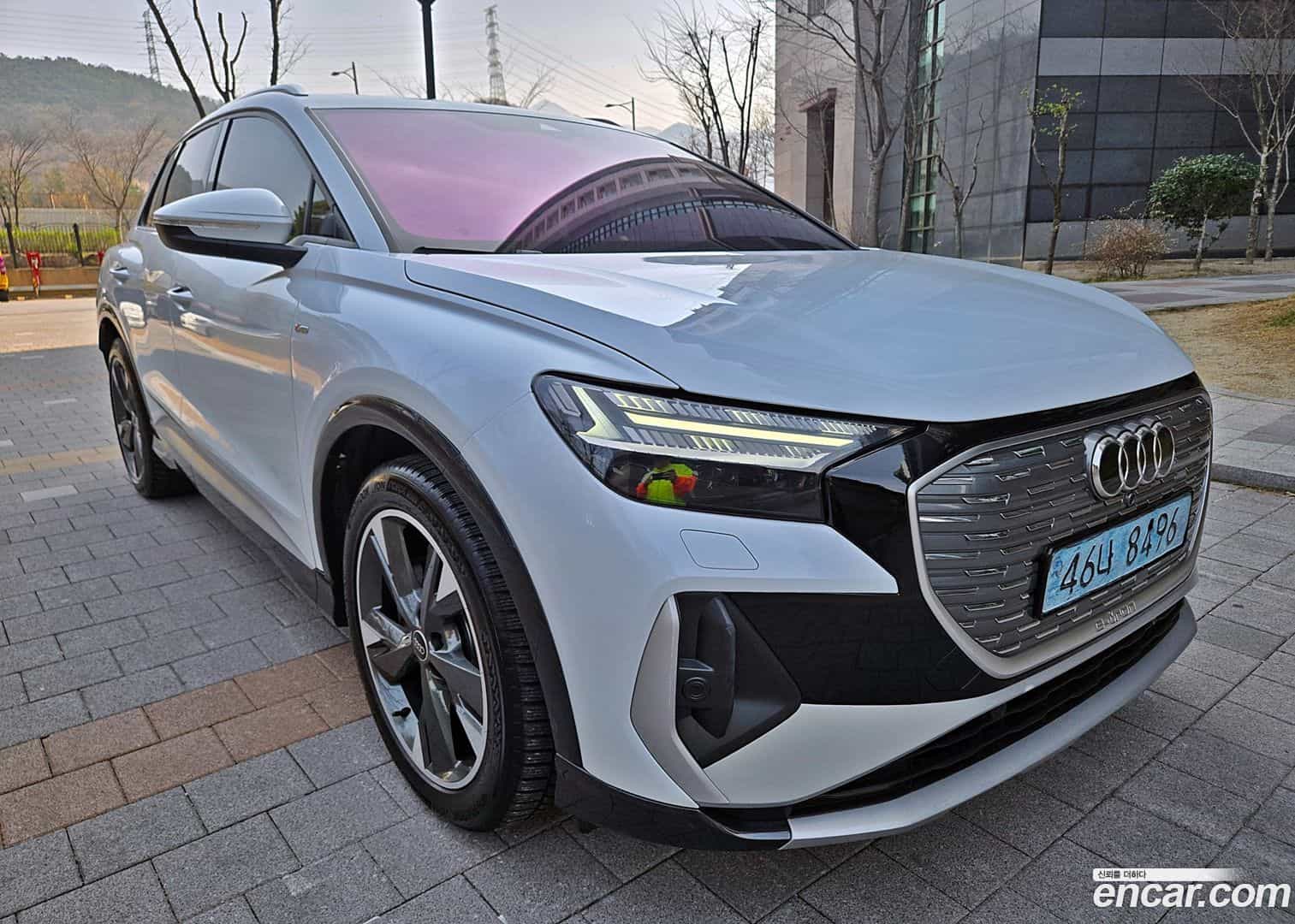 Q4 e-tron Audi 2023.11-INNER-008