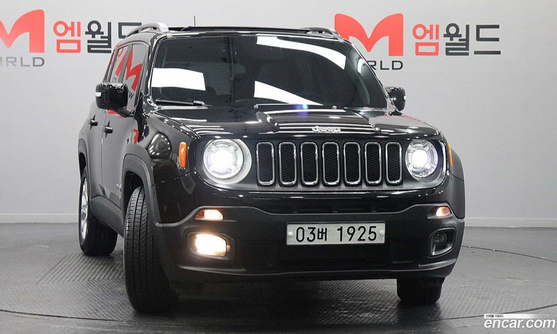 Renegade Jeep 2018.11-OUTER-002