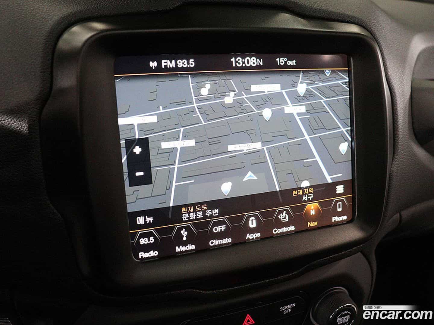 Renegade Jeep 2018.11-INNER-010