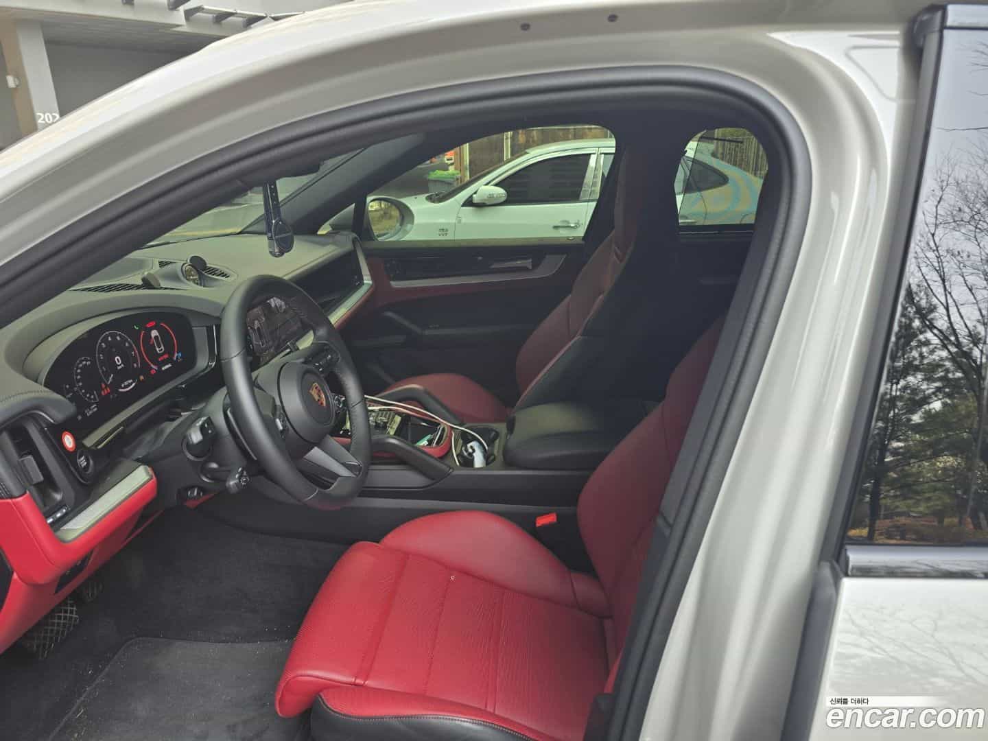 Cayenne Porsche 2025.10-INNER-007