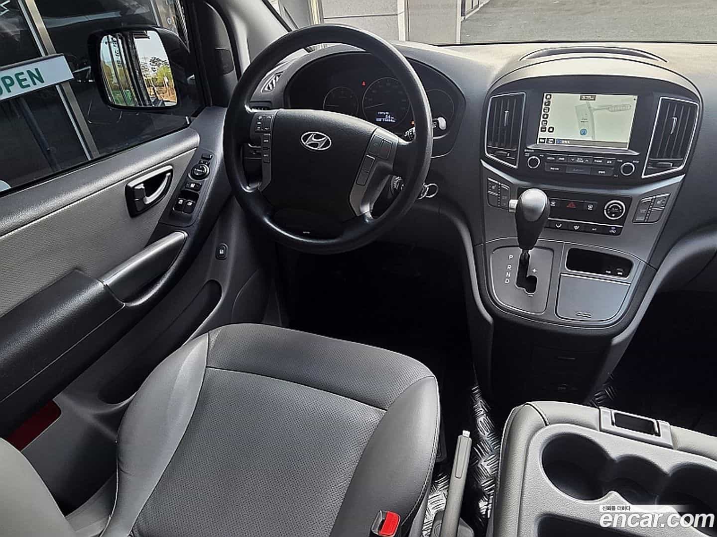 Starex Hyundai 2016.3-INNER-007