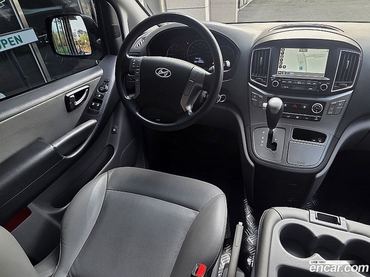 Main__Slider__Photo:Starex Hyundai 2016.3-6