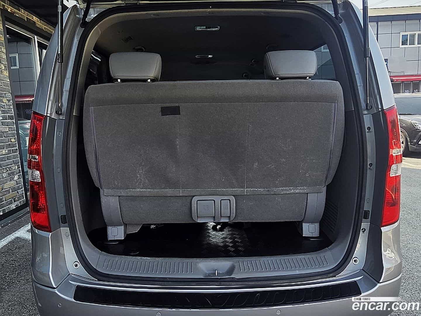 Starex Hyundai 2016.3-OPTION-017