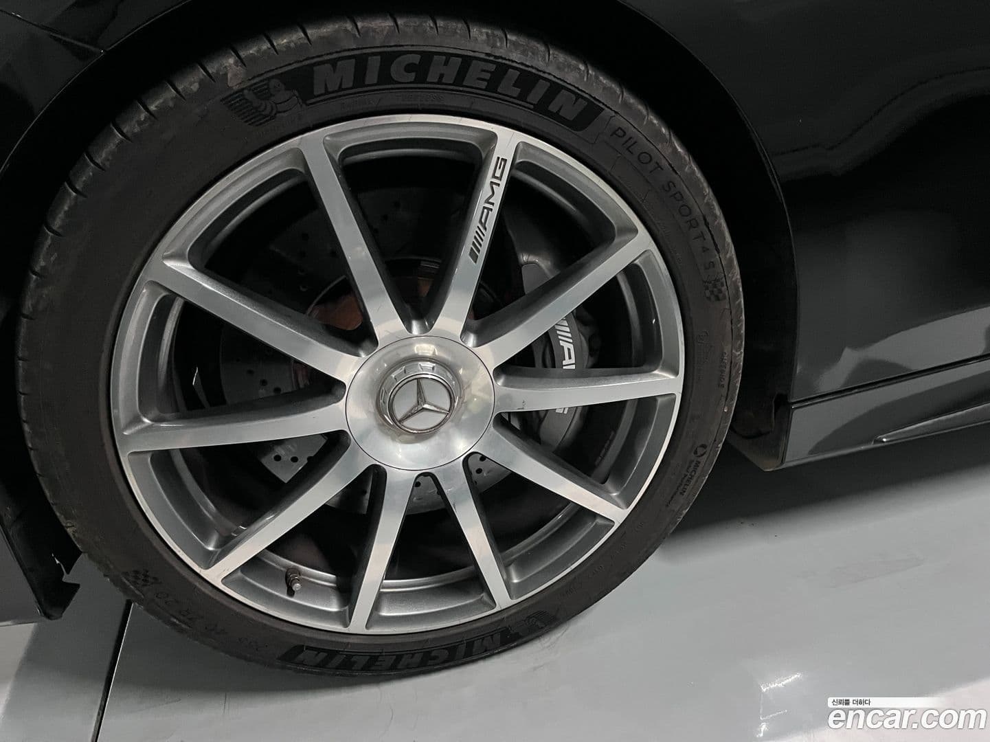 Main__Slider__Photo:S-Class Mercedes-Benz 2017.5-19