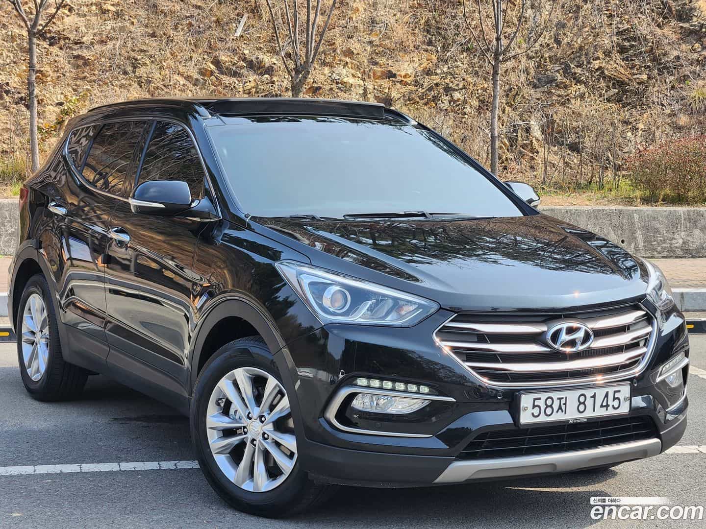 Santafe Hyundai 2017.4-OUTER-001