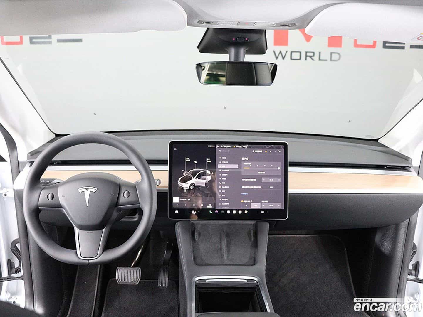 Model Y Tesla 2023.8-INNER-007