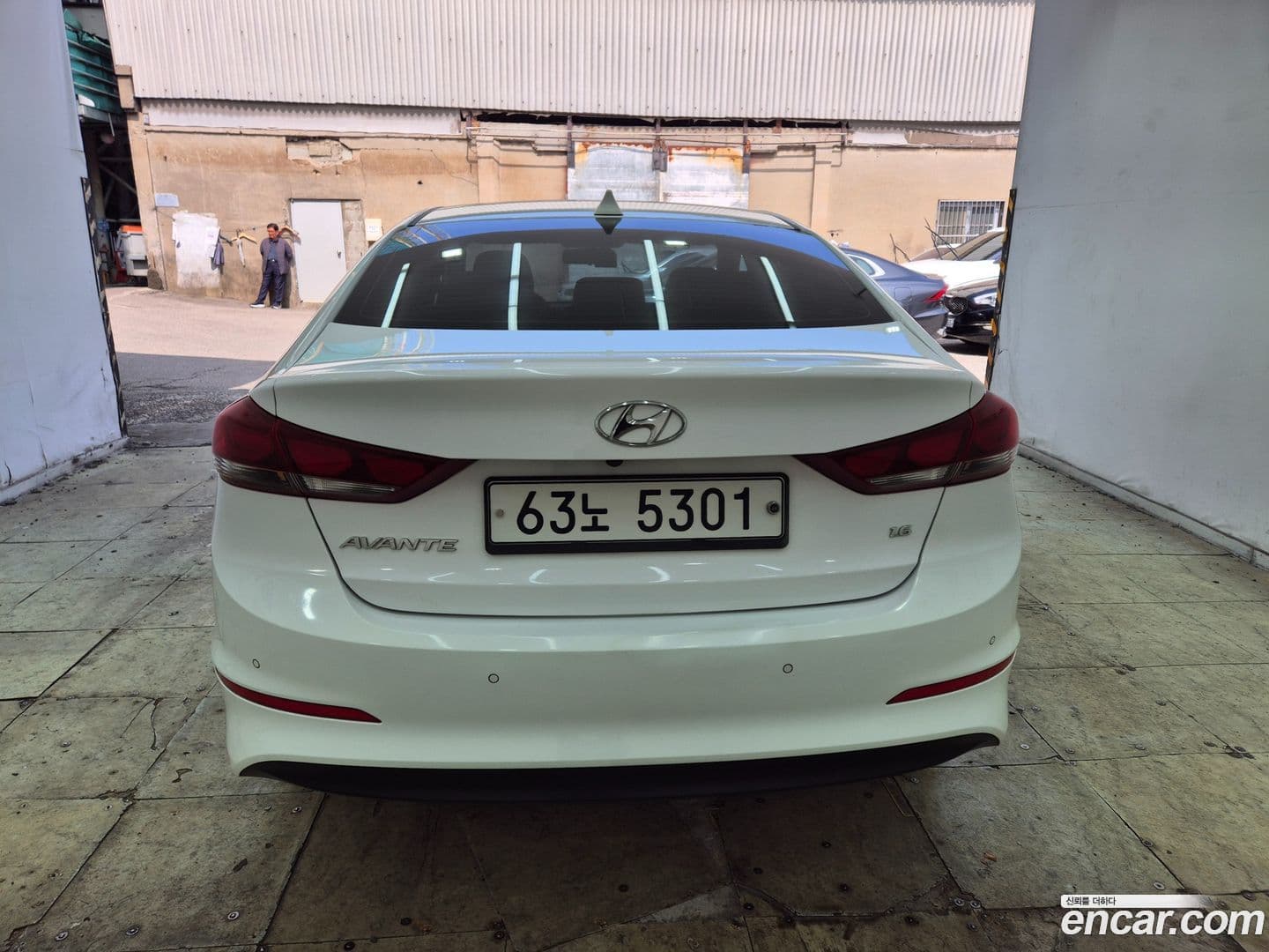 Main__Slider__Photo:AVANTE Hyundai 2017.6-7