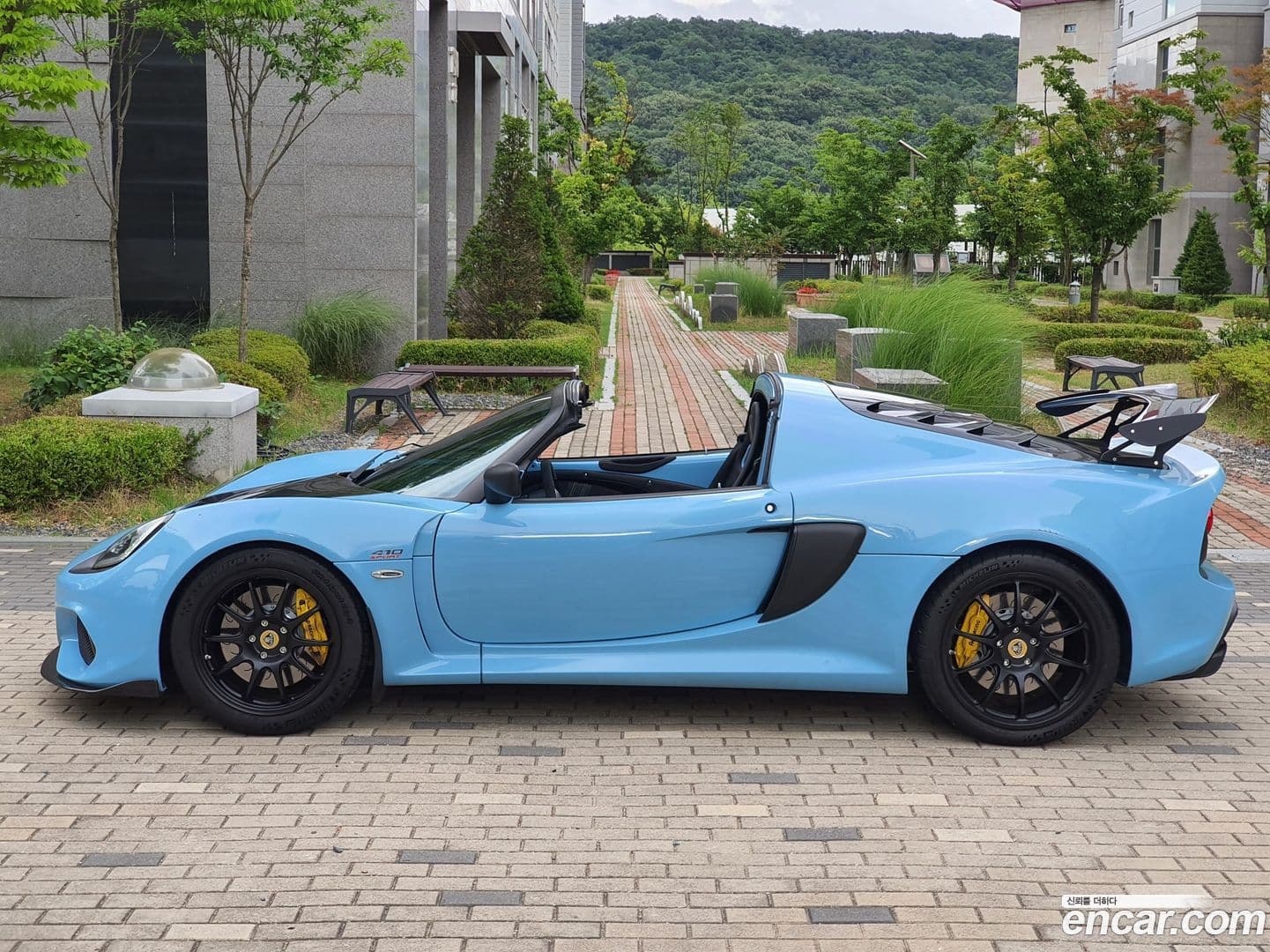 Main__Slider__Photo:Exige Lotus 2019.11-2